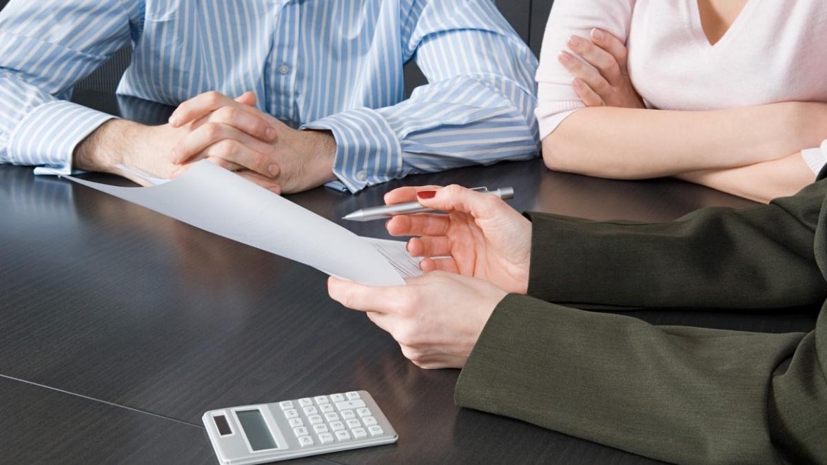 a aparut o noua banca romania marcel bolos