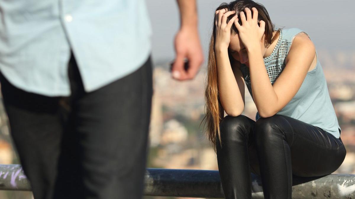 tanar bucuresti se dadea femeie relatii prostitutie