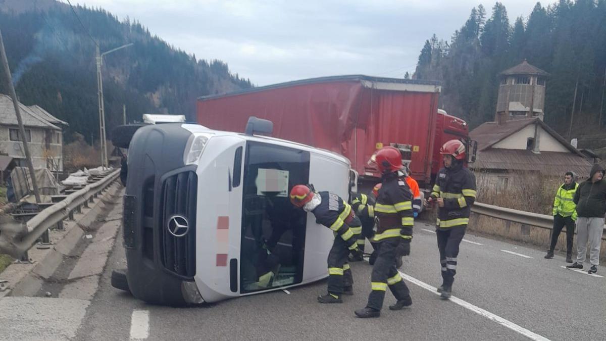 accident microbuz calatori tir valea putnei suceava planul rosu de interventie