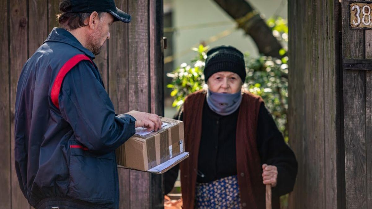postas furt bani pensii alocatie gestiune casa de pensii bucuresti ancheta