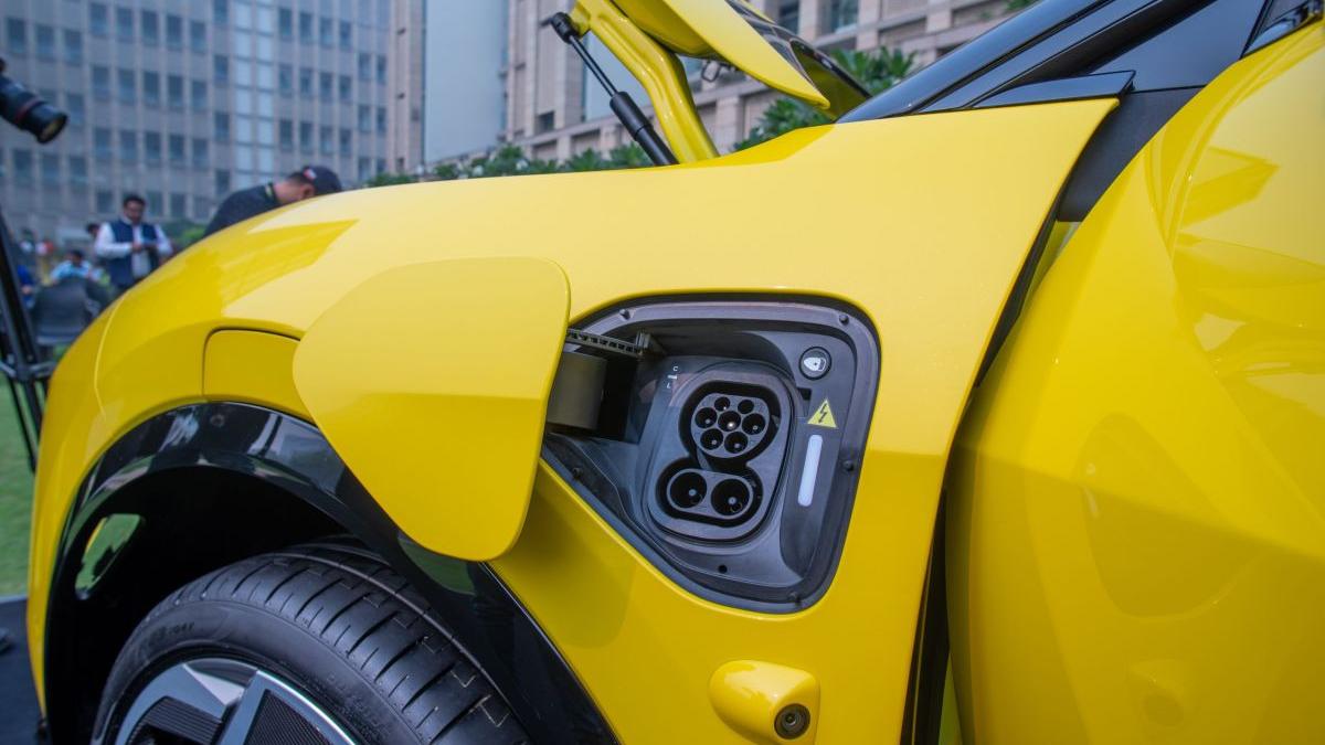 companie suedia dezvoltat baterie sodiu ion mai durabila mai ieftin de produs decat litiu ion