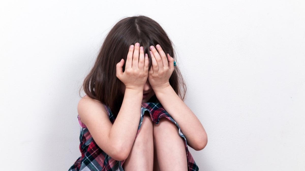 creste alarmant numar copii trimit imagini pradatori sexuali romania diicot