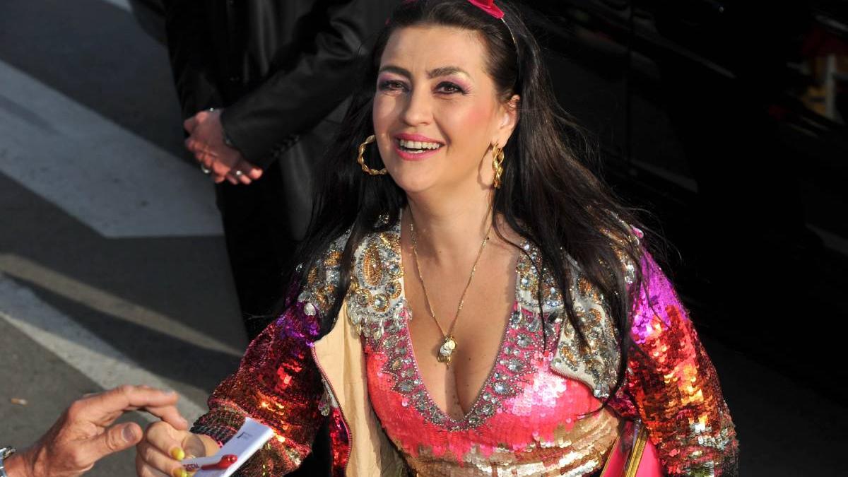 regretata artistia rona hartner muzica filme cancer stres