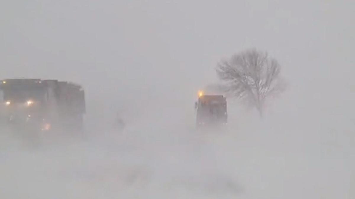 drum vama albita masini blocate zapada ninsori iarna 2023