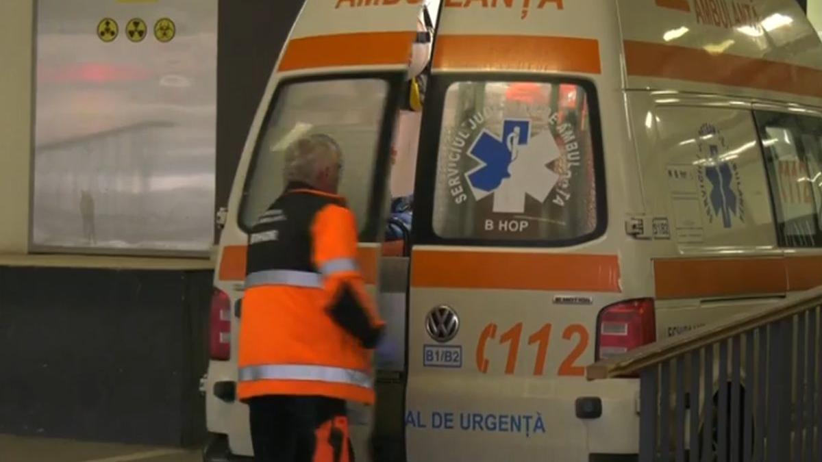 eleva injunghiat spate pedagog oradea venit acasa cutit ascuns geaca