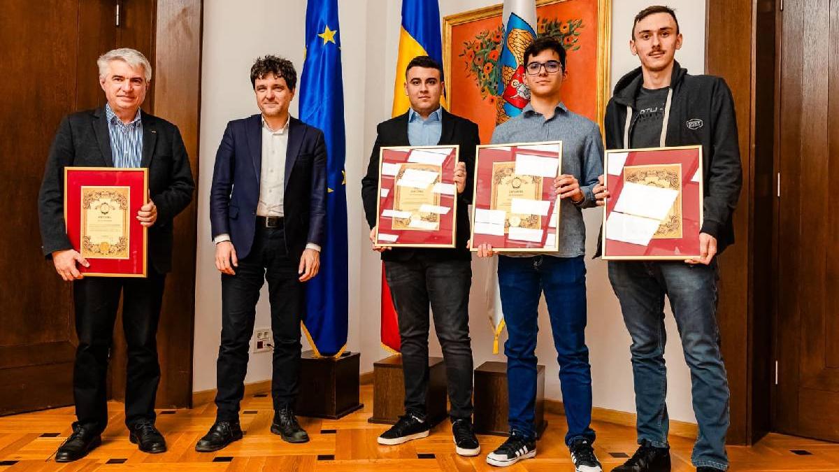 lumini targ craciun bucuresti olimpici matematica