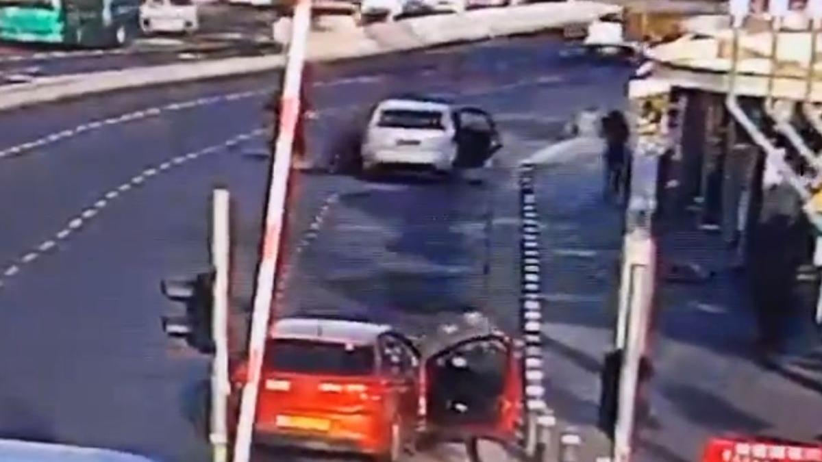 atac terorist ierusalim membri hamas deschis focul oras ucis trei oameni prelungire armistitiu gaza