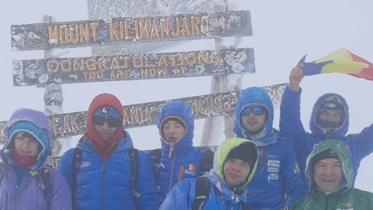 varful kilimanjaro cucerit paralimpici romania 1 decembrie