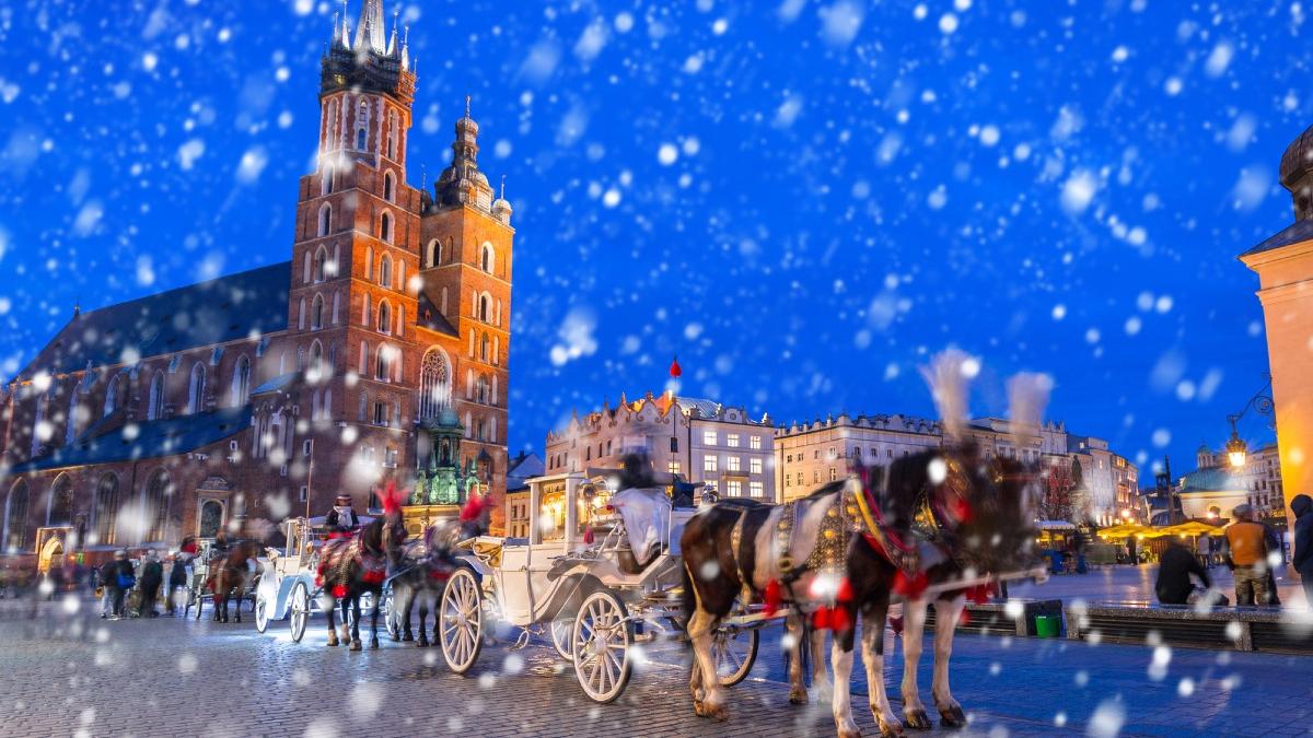 orasul europa cracovia polonia destinatie turistica vacanta de revelion
