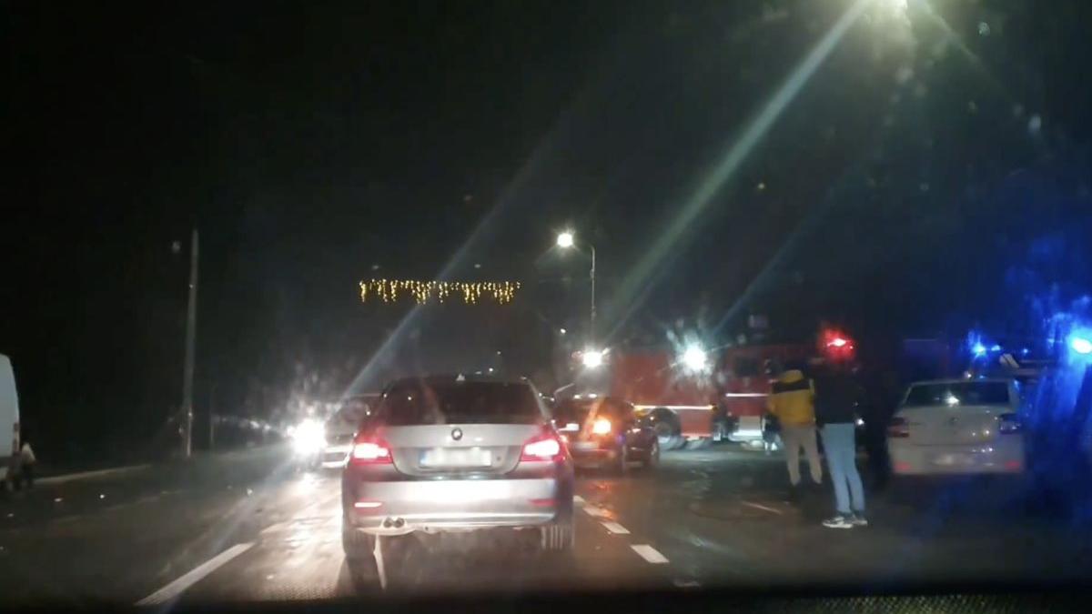 accident microbuz crevedia cinci victime plan rosu de urgenta