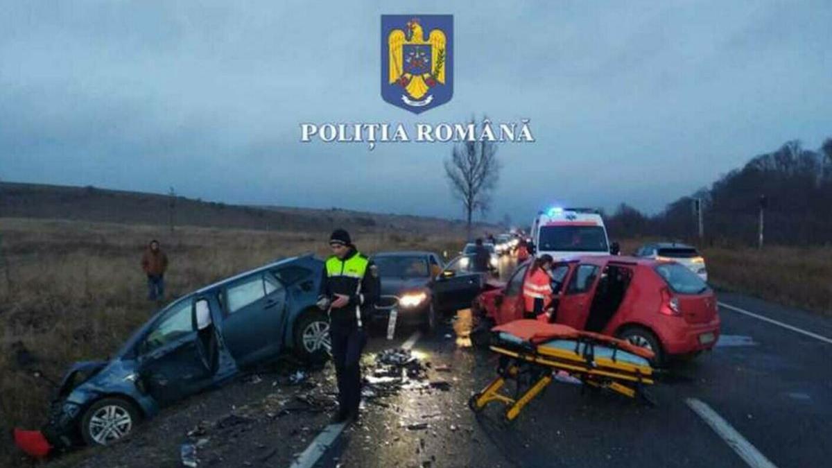 carambol sase masini dn1 brasov trafic restrictinat