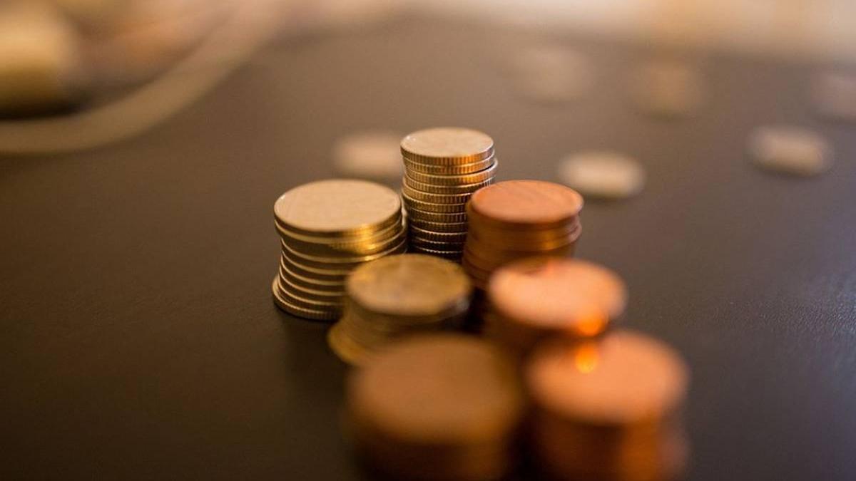 romani moneda casa bani grei 25 000 euro internet