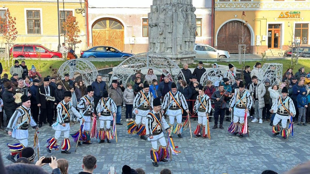 calusari sarbatori iarna hunedoara