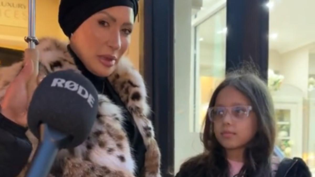 fiica miliardarului copila 11 virala poze ipostaze lux ceas 124 000 dolari