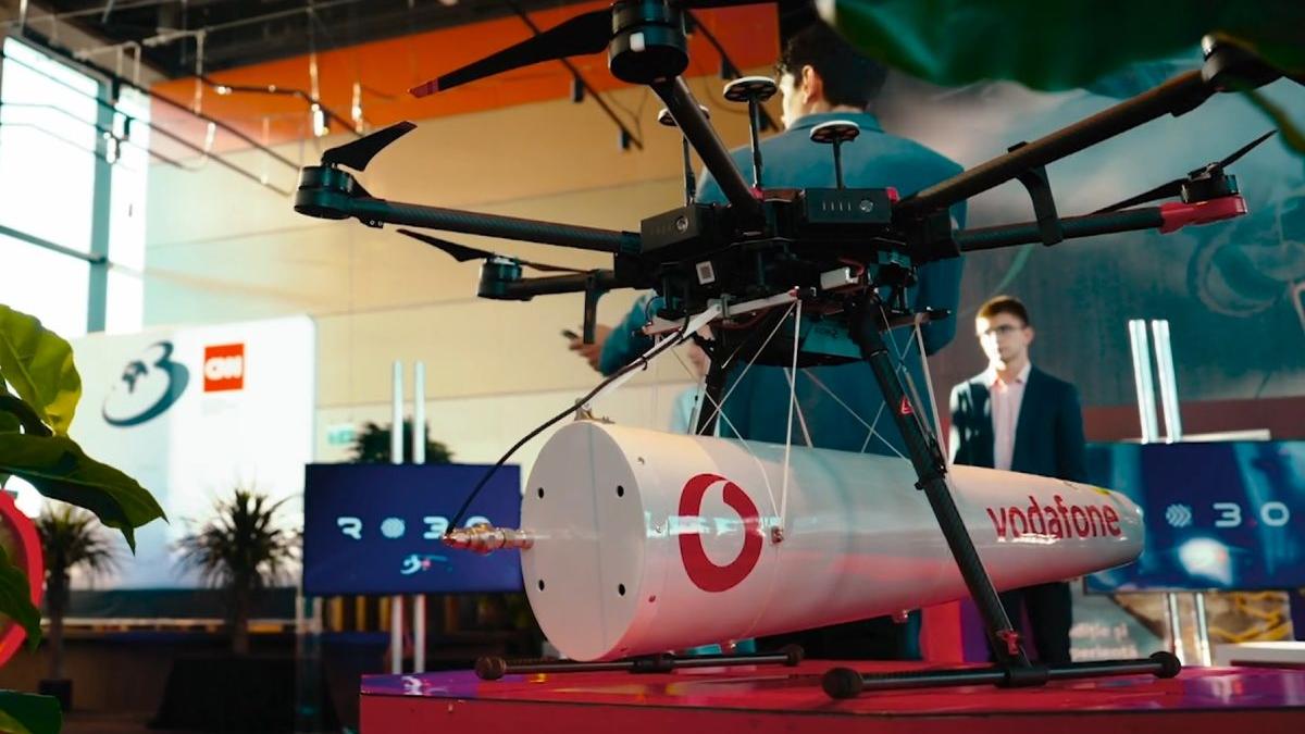 drone inteligenta artificiala vodafone solutie salvare oameni pericol dezvoltare afaceri