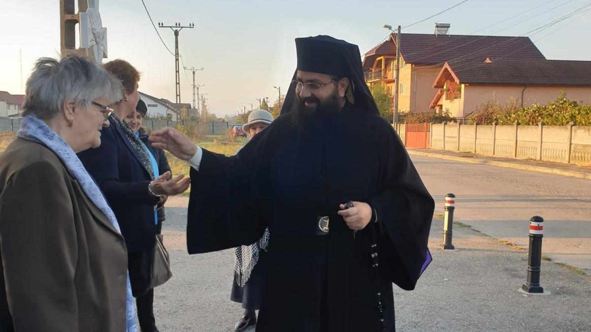 moaste sfinti marcian martirie notar preot dat afara arhiepiscopie slujbe sufragerie targu jiu