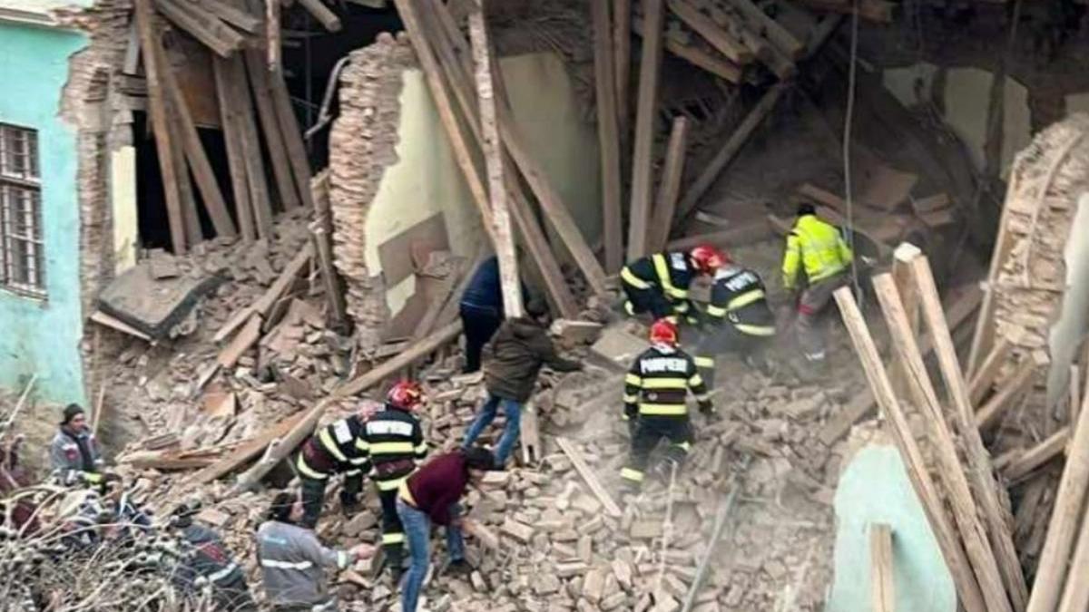 perete prabusit liceu odorheiu secuiesc tamasi aron