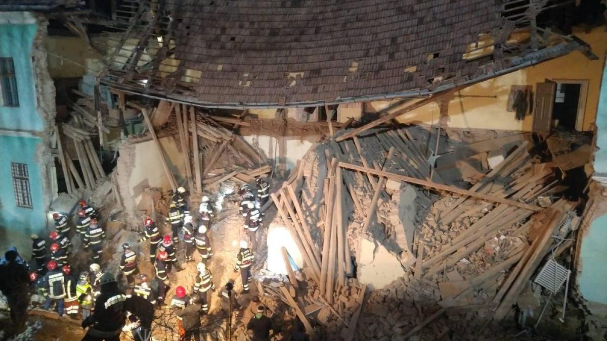 Raed Arafat, după tragedia de la internatul prăbușit din Odorheiu Secuiesc: "Nu sunt condiții de zbor”