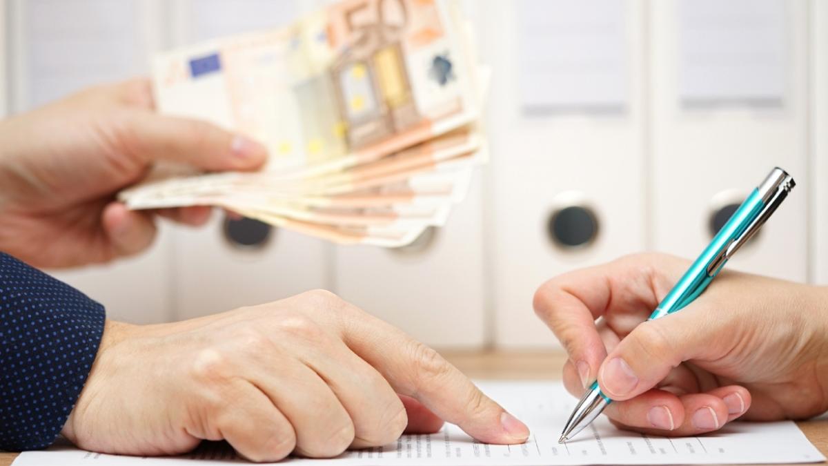 educatie financiara romania