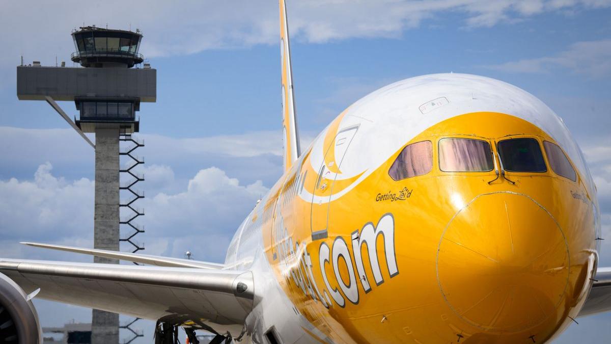 furt zeci de mii dolari 10 000 metri altitudine hot lovitura avion singapore surpriza