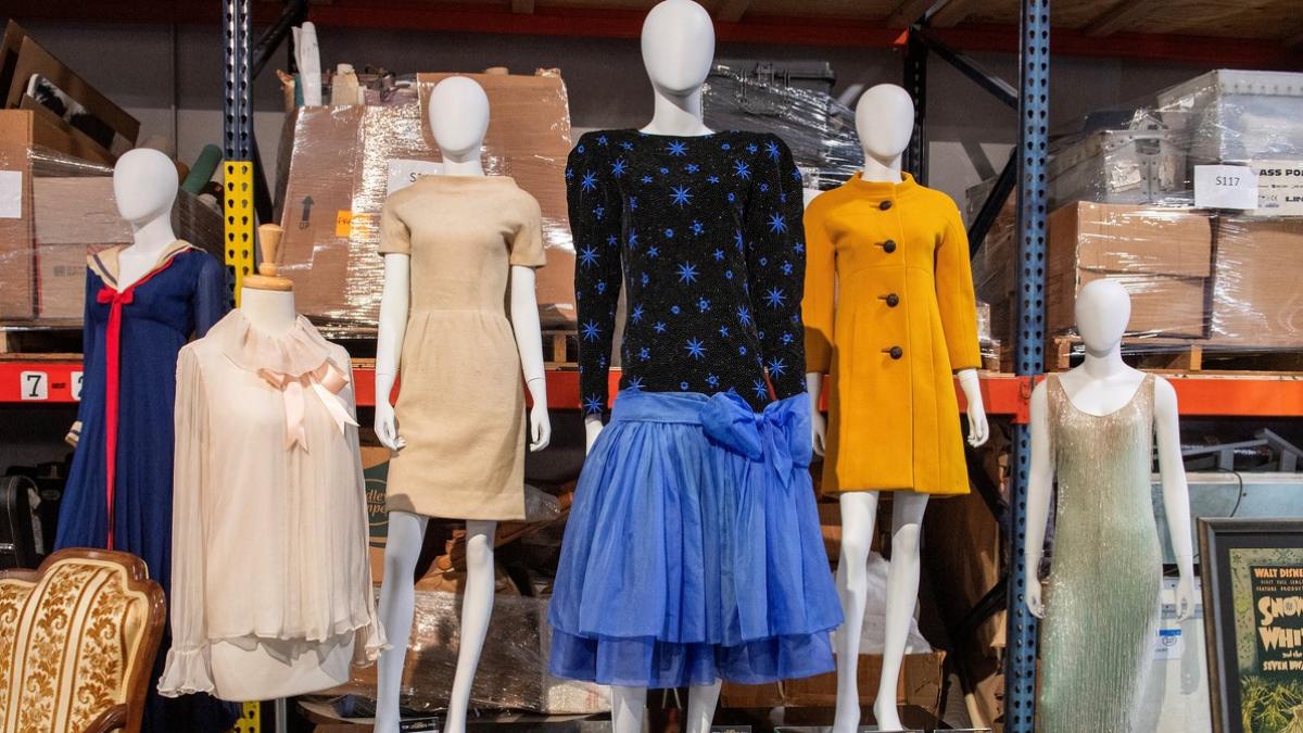 rochie printesa diana vanduta licitatie suma record