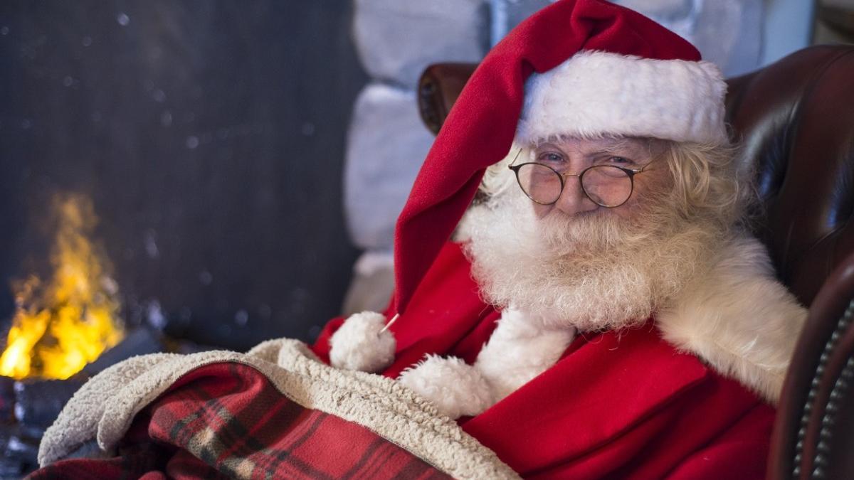 viteza zboara sania mos craciun cadouri copii cercetatori calcul