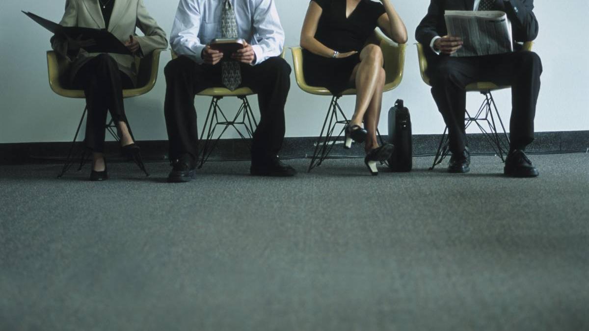 angajati romani cariera 2024