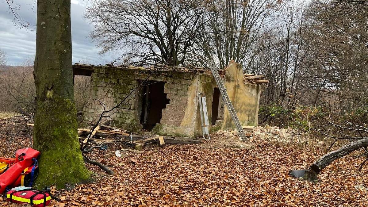tanar 20 ani mort acoperis casa parasita prabusit apos sibiu