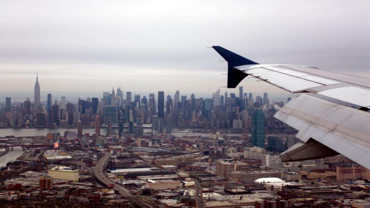 curse noi romanias sua decolari zboruri new york escala bucuresti