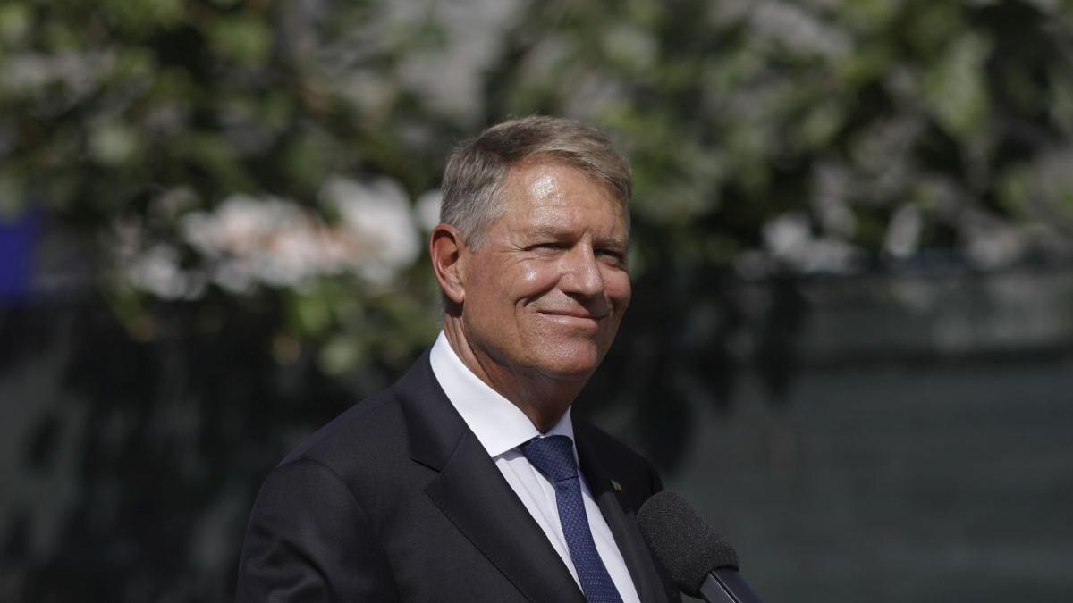 presedinte klaus iohannis primit cadouri peste 30000 lei anul trecut