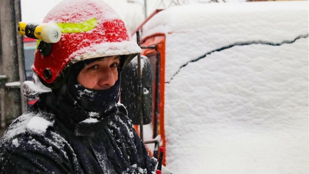 mii pompieri pregatiti vreme rea anunt igsu alerte meteo anm