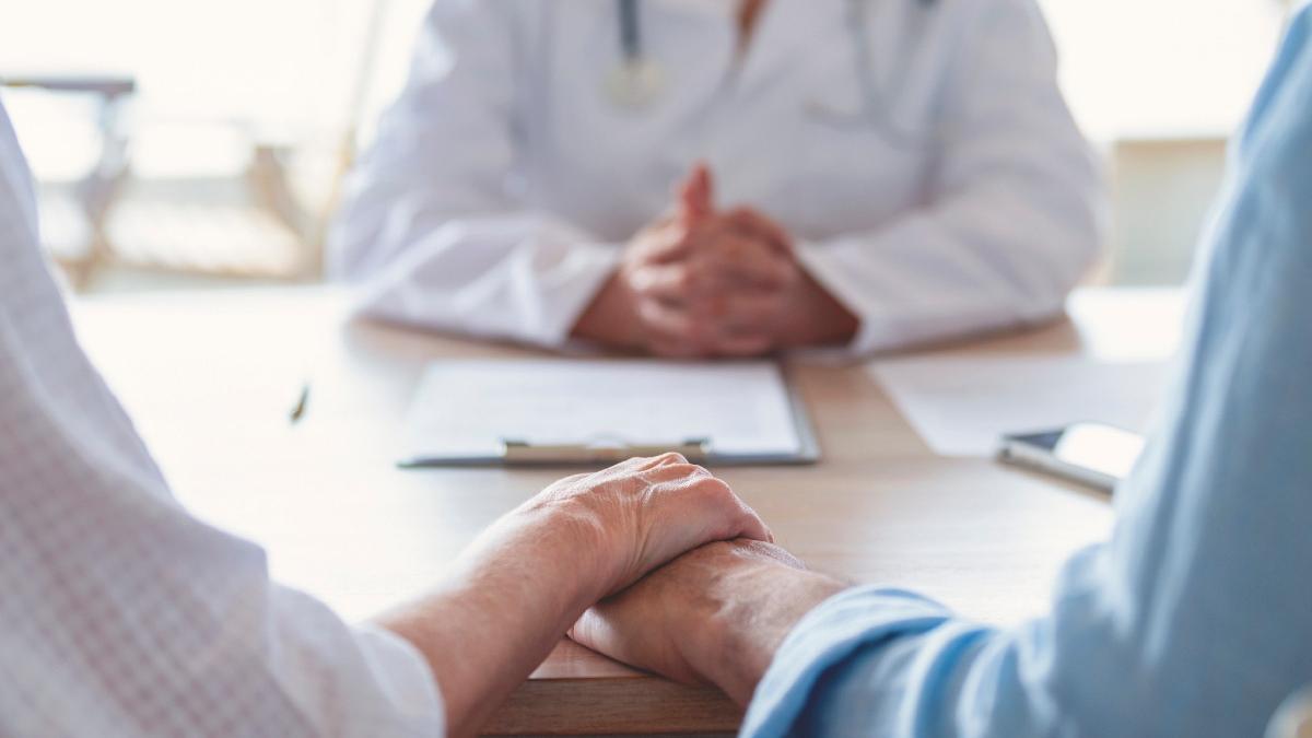 romani concediu medical angajati asigurare sanatate