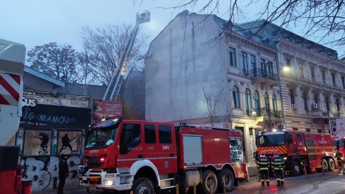 hotel incediu centru vechi bucuresti autorizatie incendiu persoane evacuate