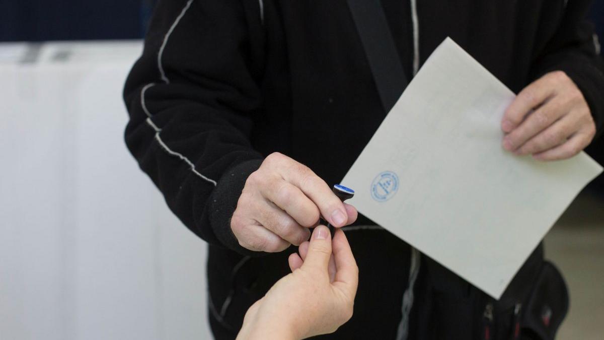 pnl locul 2 alegeri europarlamentare 2024 aur usr scadere