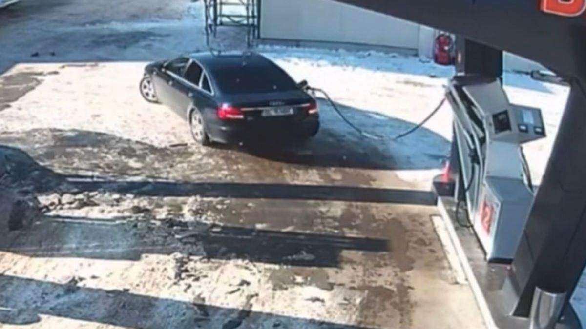 sofer galati benzinarie pompa uitat furtun rezervor