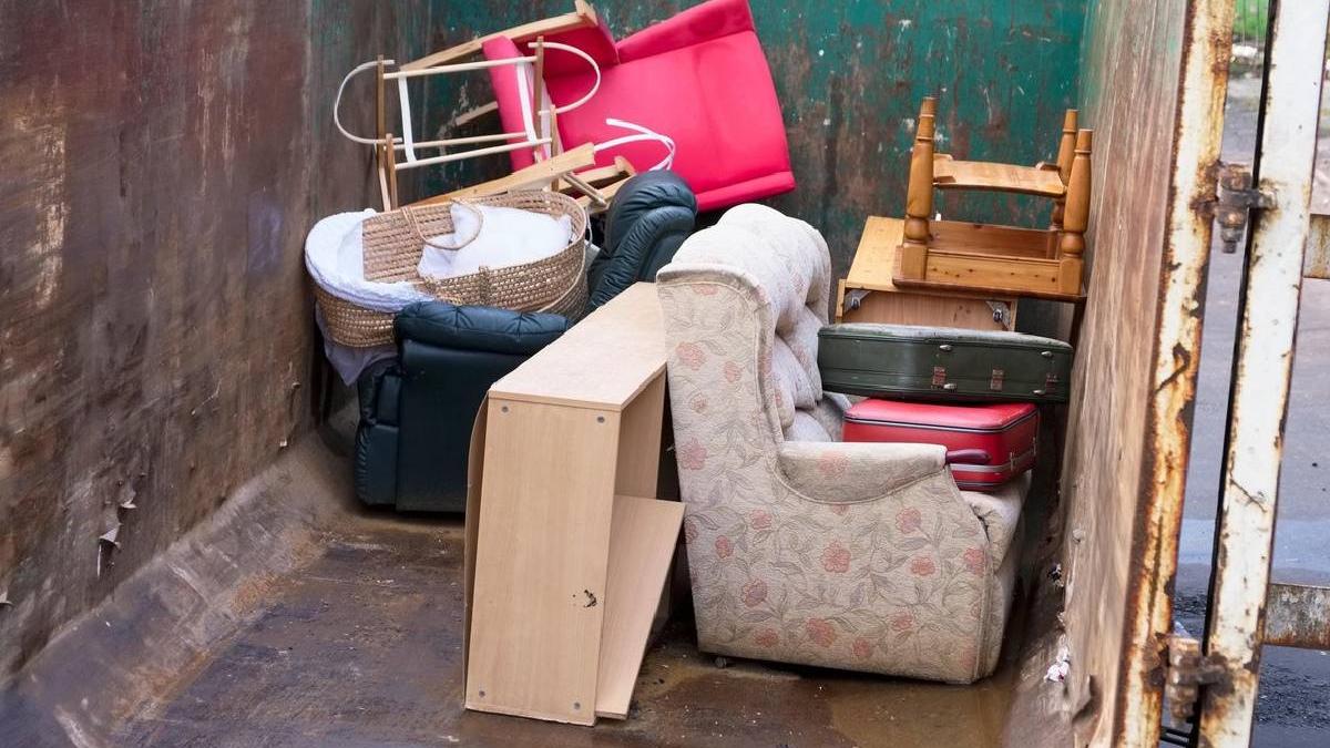 colectare obiecte voluminoase bucuresti dulapuri canapele uzate