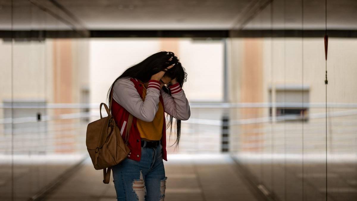 peste 50 la suta copiii romani vor sa plece din tara