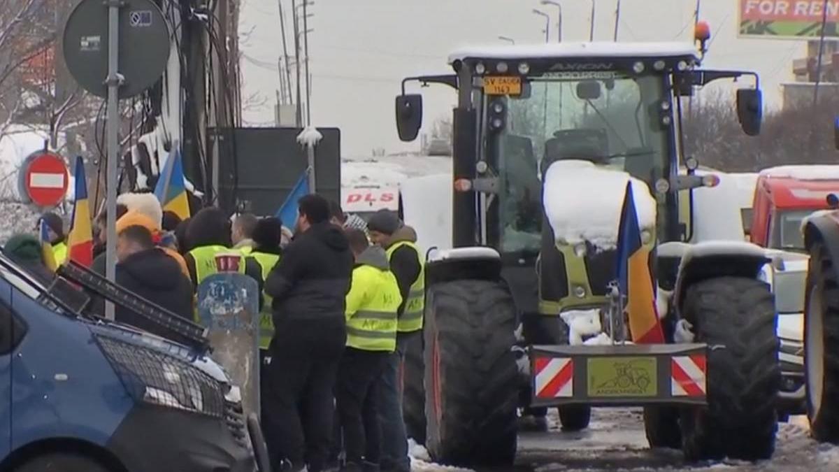 proteste tractoare camioane craiova imnul romaniei
