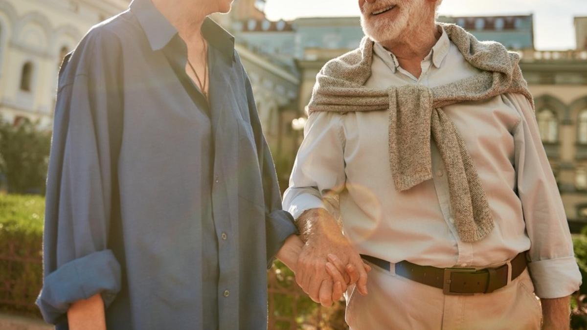 barbat bolnav alzheimer compus melodie amintire dragoste sotie