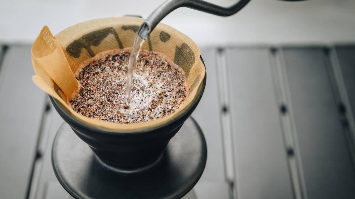 localitate romania prima cafenea