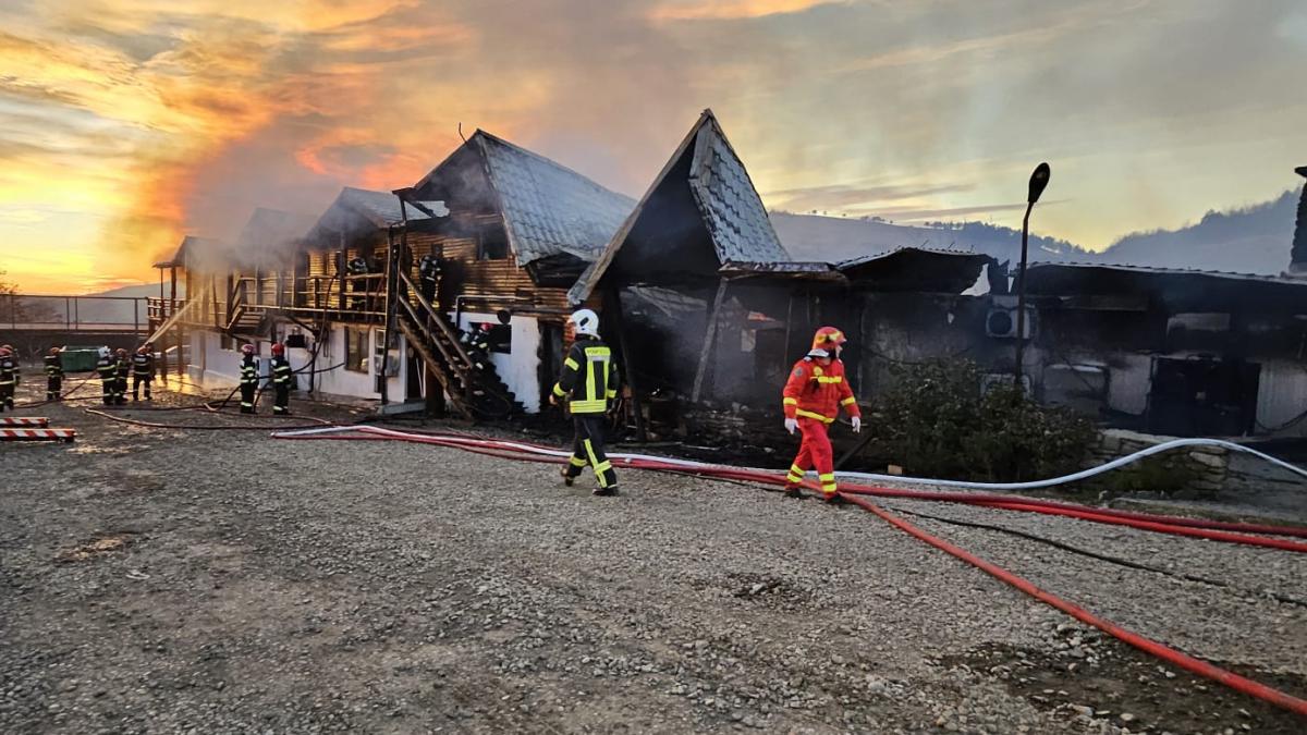 angajat ferma dacilor rupe tacerea substante inflamabile