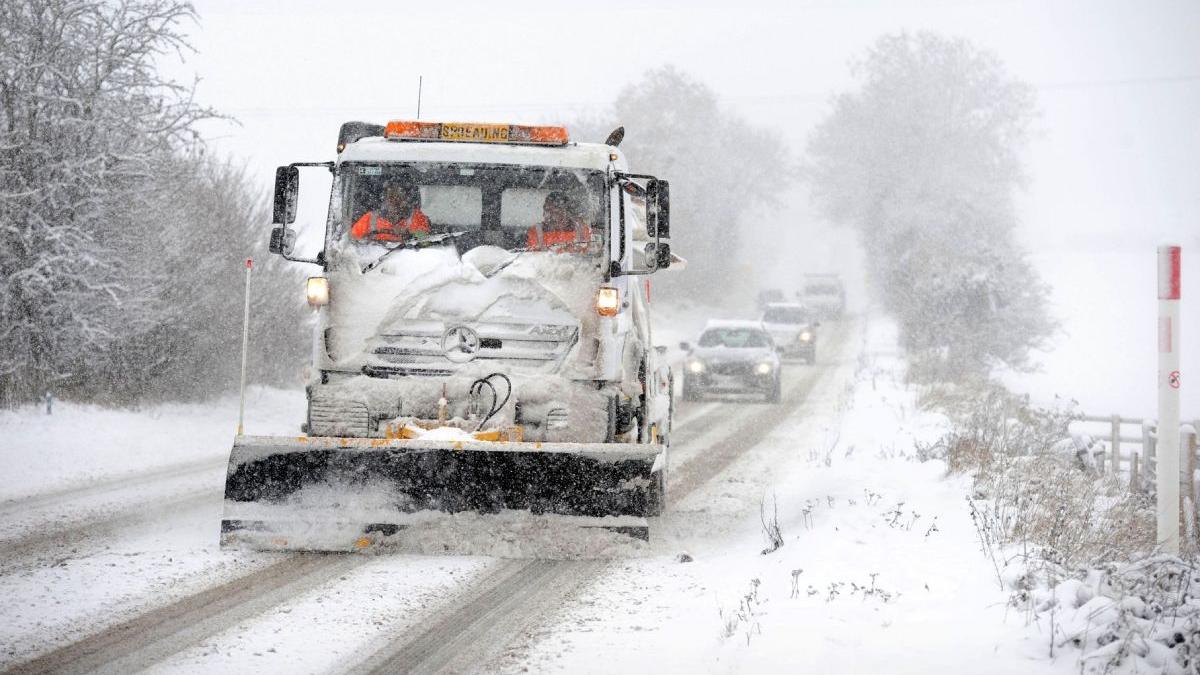 primar franta interzis ninsoare