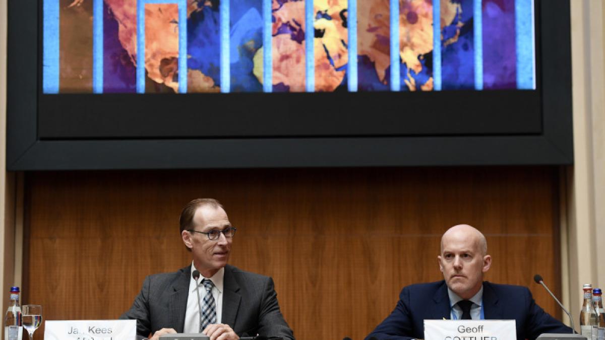 recomandari fmi romania impozit salarii pensii