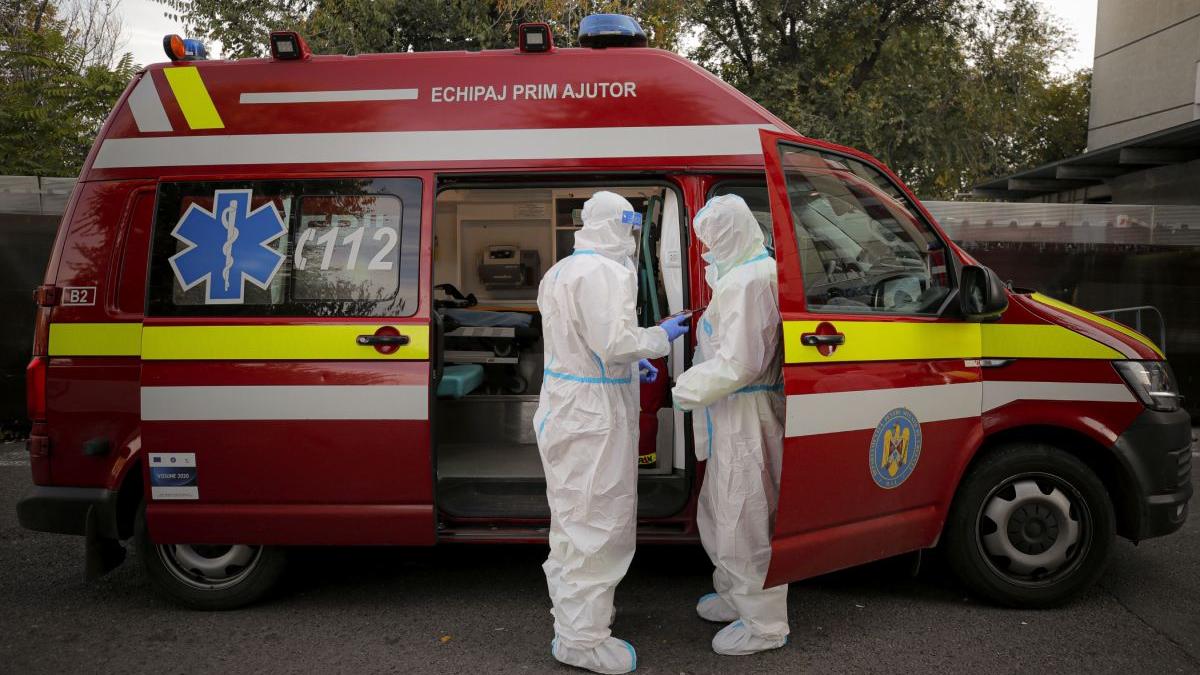 autoritatile ar putea declara epidemie de gripa in romania