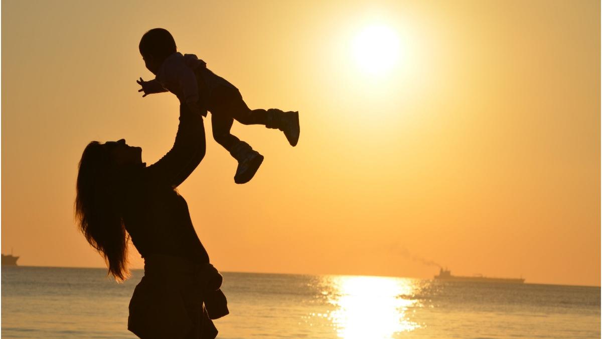 cat costa crestere copil romania pana la 19 ani suma uriasa