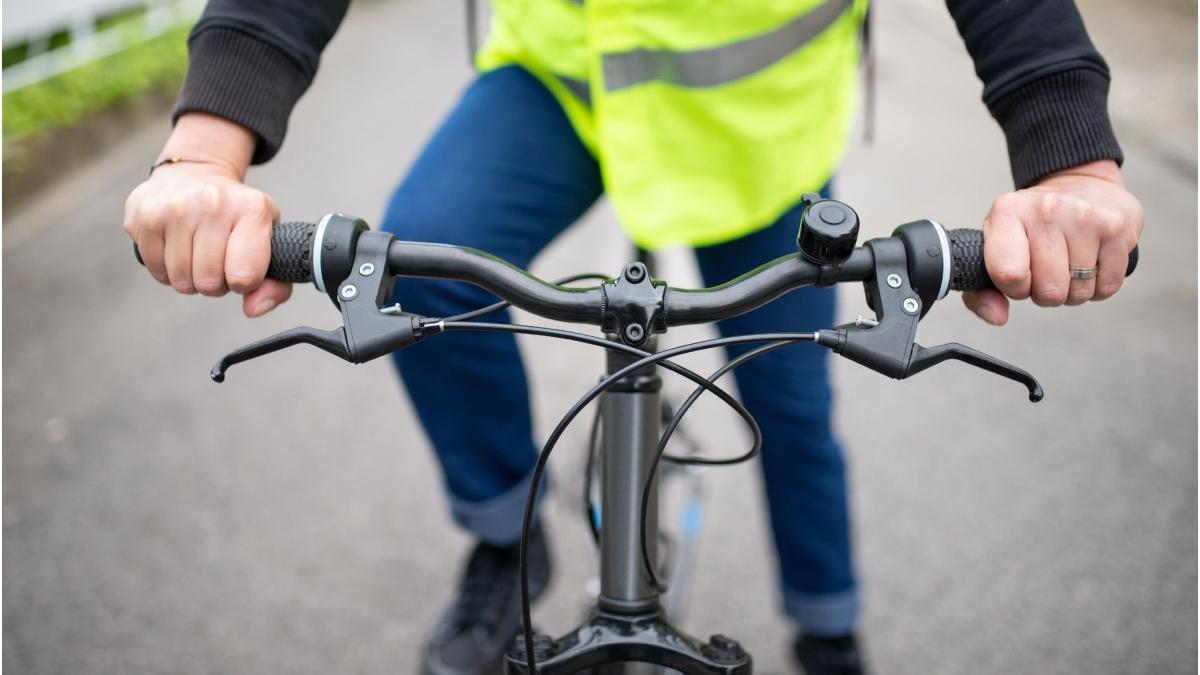 barbat cercetat bicilist lovit intentionat sector 2 bucuresti