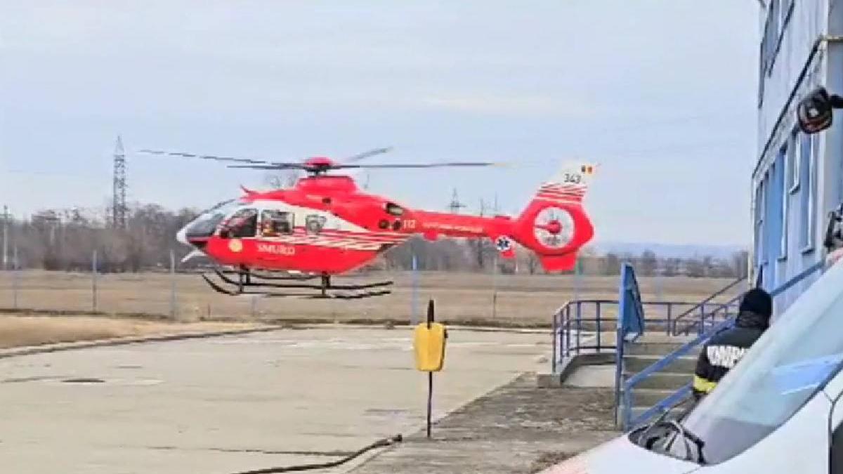 copil salvat flacari incendiu manzatesti vaslui