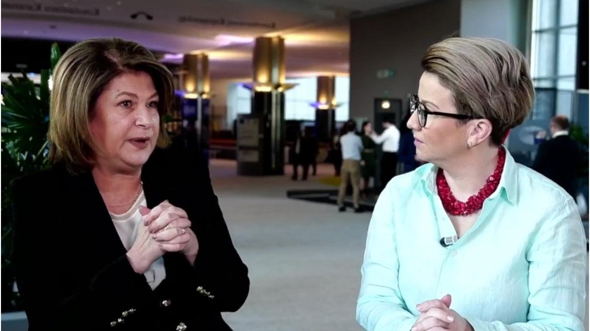 europarlamentar rovana plumb functii femei