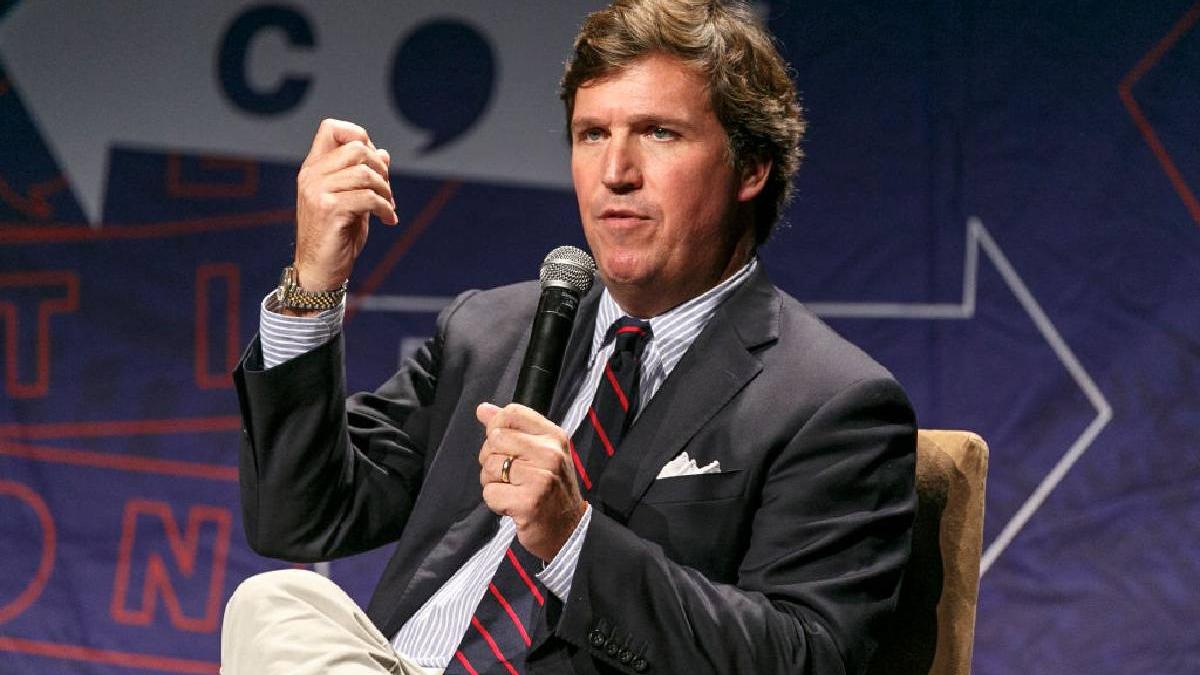 tucker carlson fotografie stanjenitoare moscova