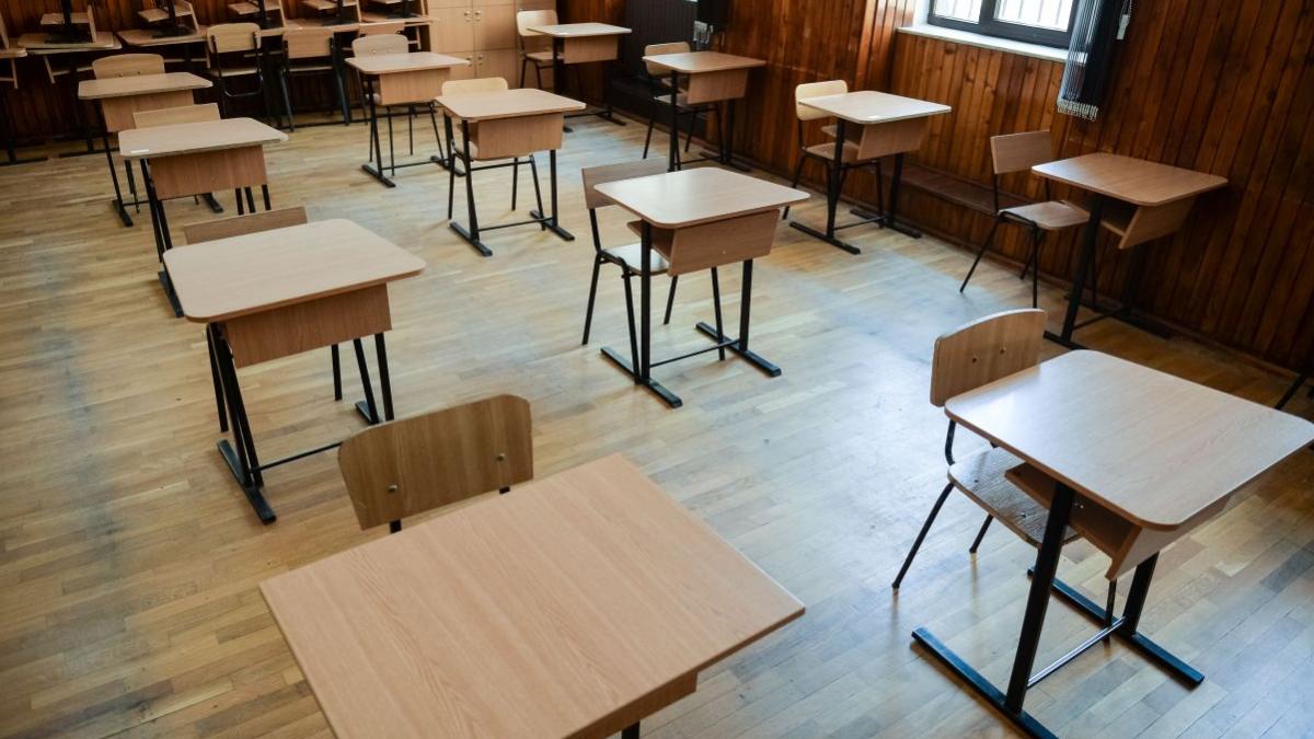 amenda romanca germania si a luat copilul acasa a mintit scoala bolnav